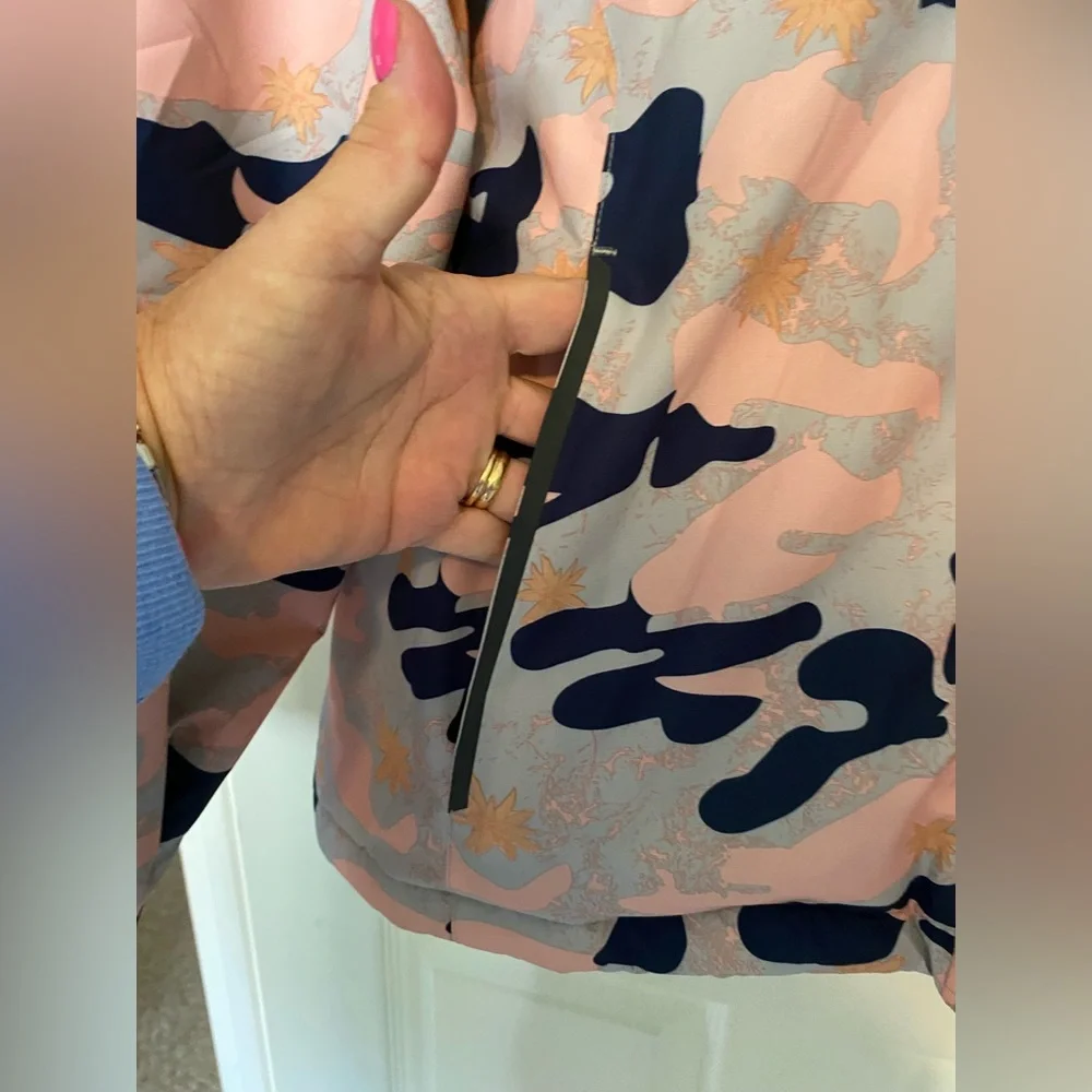 Pooluly Jacket - Picture 10 of 12